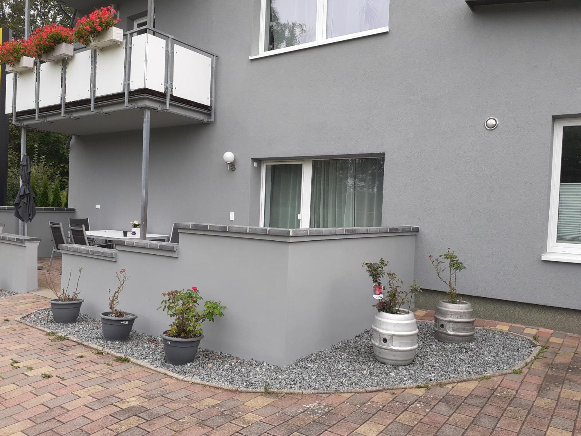Erdgeschoss-Appartement Mit Seeblick Ahrensbok Exterior photo
